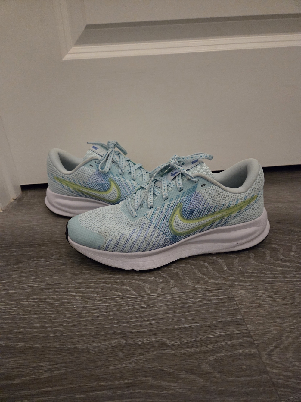 Nike Run Defy Light Blue & Lime Green Running Shoes